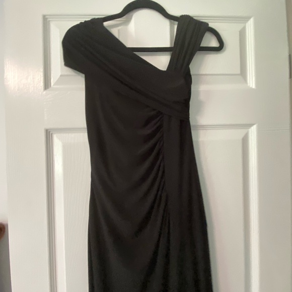 Woman’s long black evening dress - Picture 9 of 11